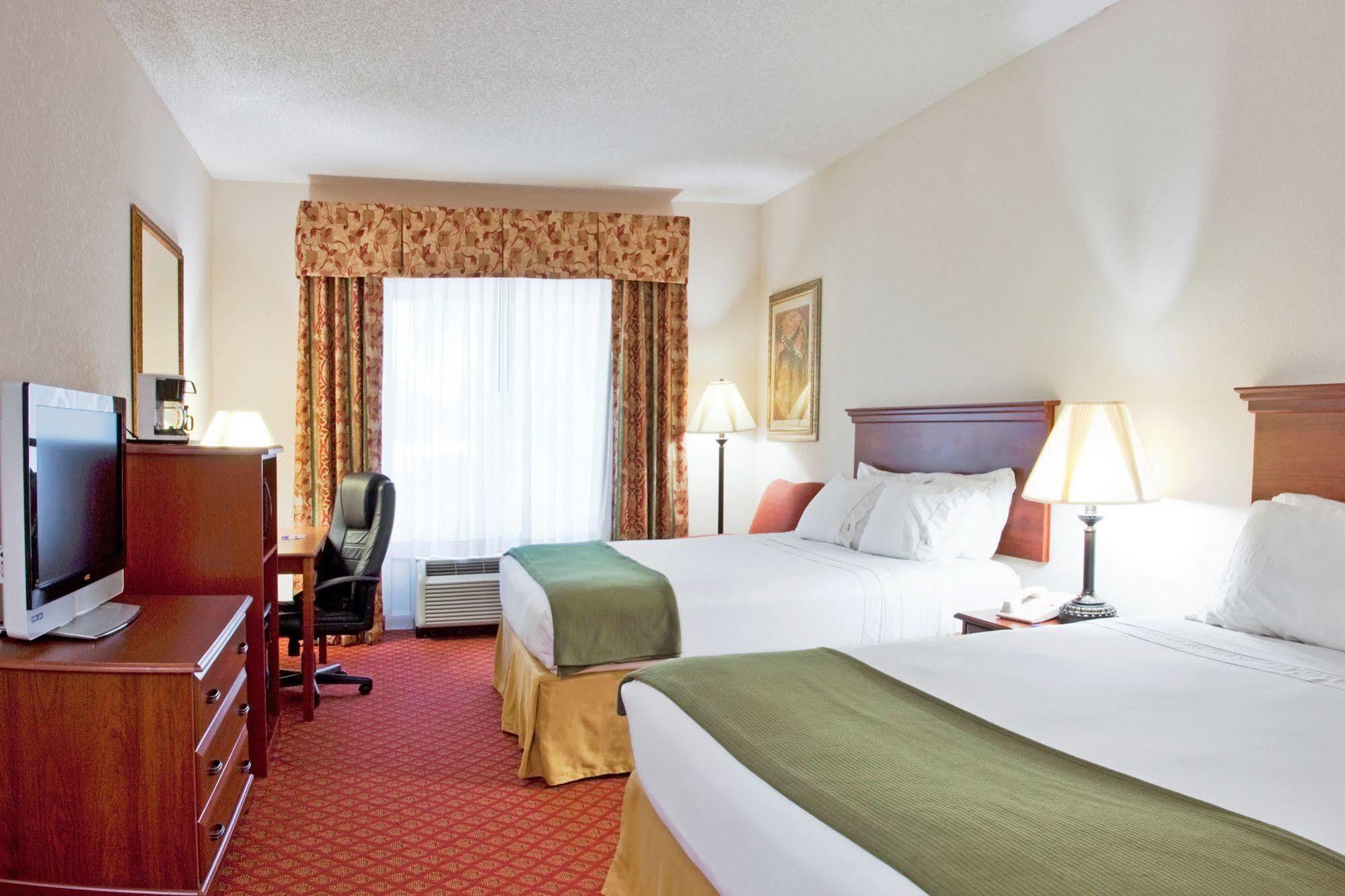 Holiday Inn Express Silver Springs - Ocala By Ihg Dış mekan fotoğraf